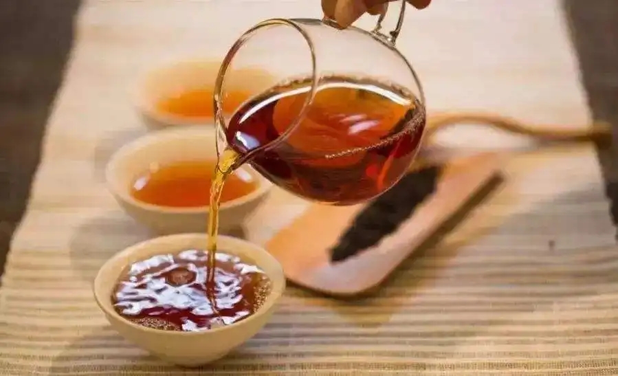 普洱茶怎么這么濃？