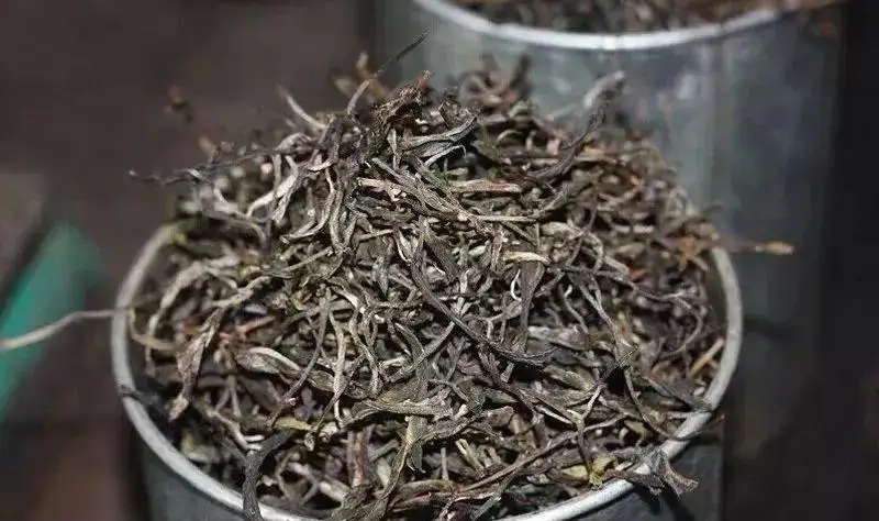 普洱茶中加入茶梗只是為了降低成本？