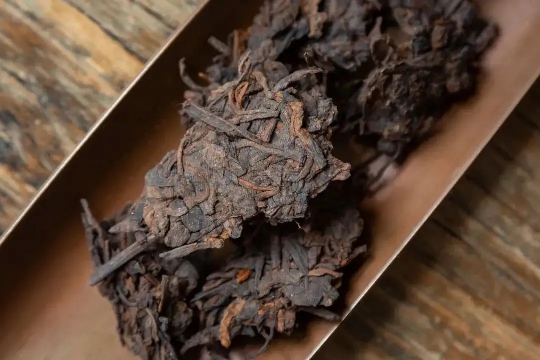 普洱熟茶可轉(zhuǎn)化多久？四個(gè)維度、四個(gè)時(shí)間段，演繹熟普”從女孩到女人”的蛻變