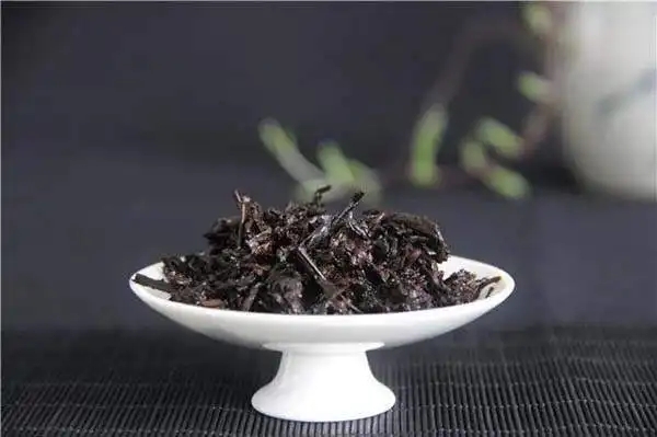 判斷普洱茶是不是好料，只看一個地方！